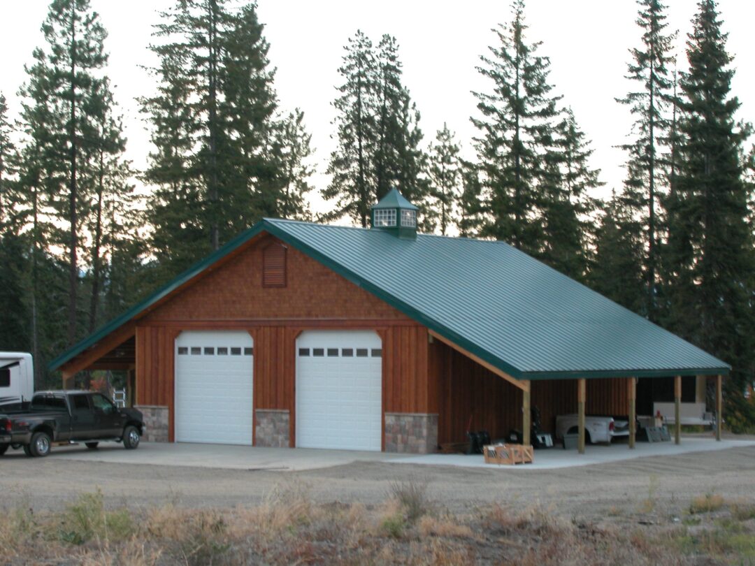 Post Frame Building with Lean-To's | Steel Structures America