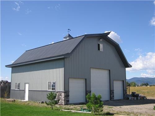 Gambrel Buildings | Steel Structures America