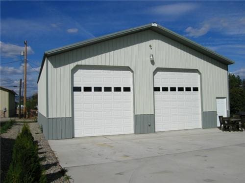 Wainscot Wall Panels | Steel Structures America