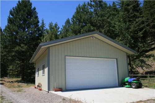 2' Roof Overhangs with Fascia and Soffits | Steel Structures America