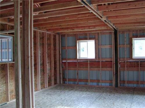 Vertical Studs | Steel Structures America