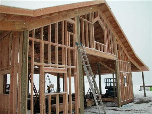 Vertical Studs | Steel Structures America