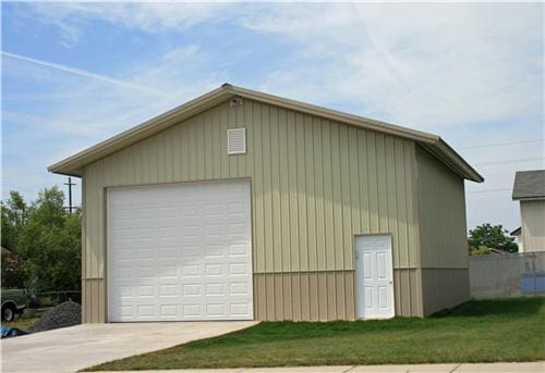 Wainscot Wall Panels | Steel Structures America