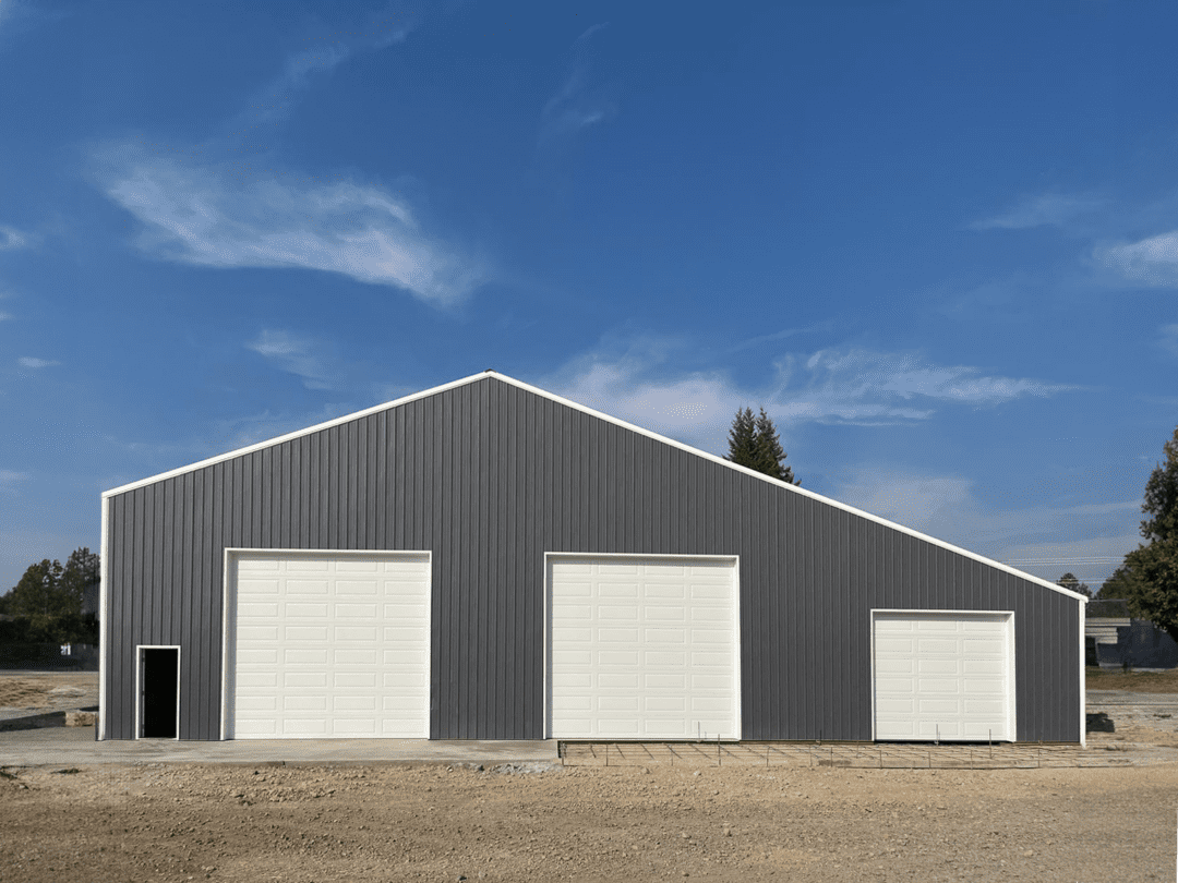 gray gamble style shop with 3 bays