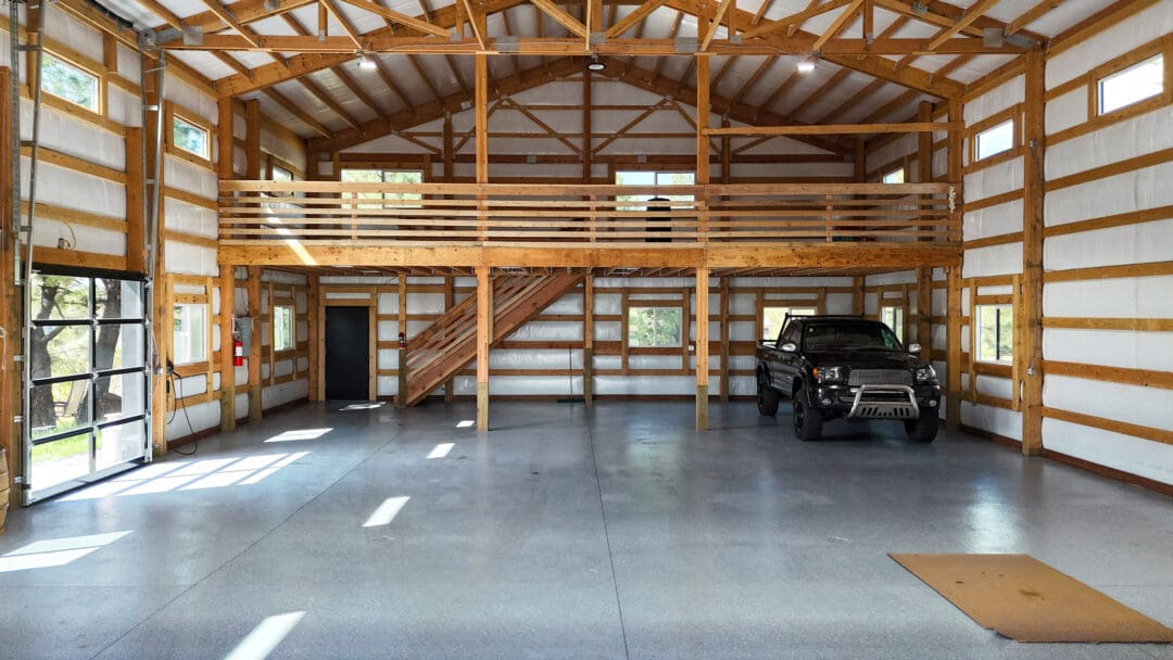 14162_Parker_CO_Shop_40x60x18_Herrera