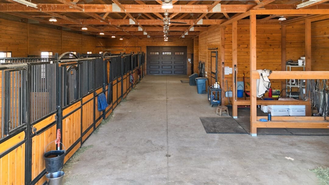 10517_FortCollins_CO_Barn_70x160x16