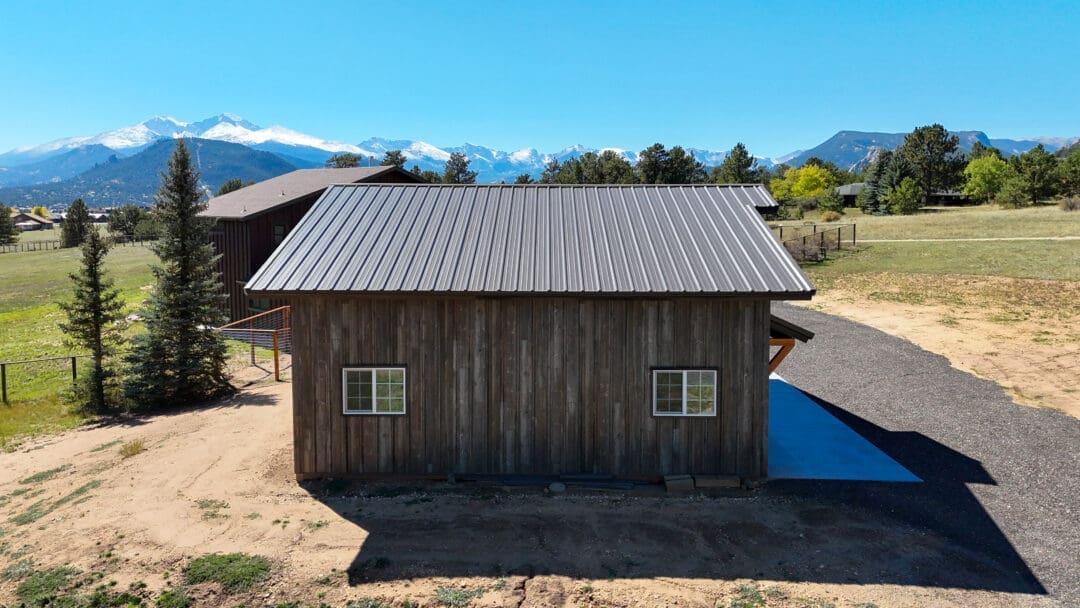 14216_EstesPark_CO_Shop_36x30x12